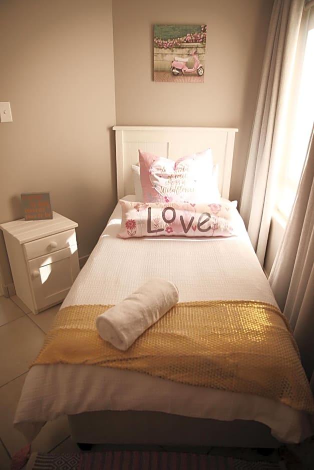 Mari-Amor Self-Catering Apartments