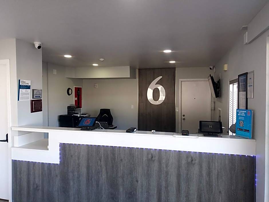 Motel 6-West Sacramento, CA