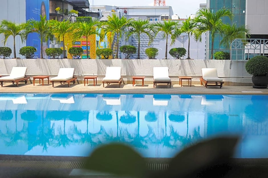 Golden Tulip Sovereign Hotel Bangkok