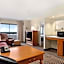 Hilton Suites Chicago Oak Brook