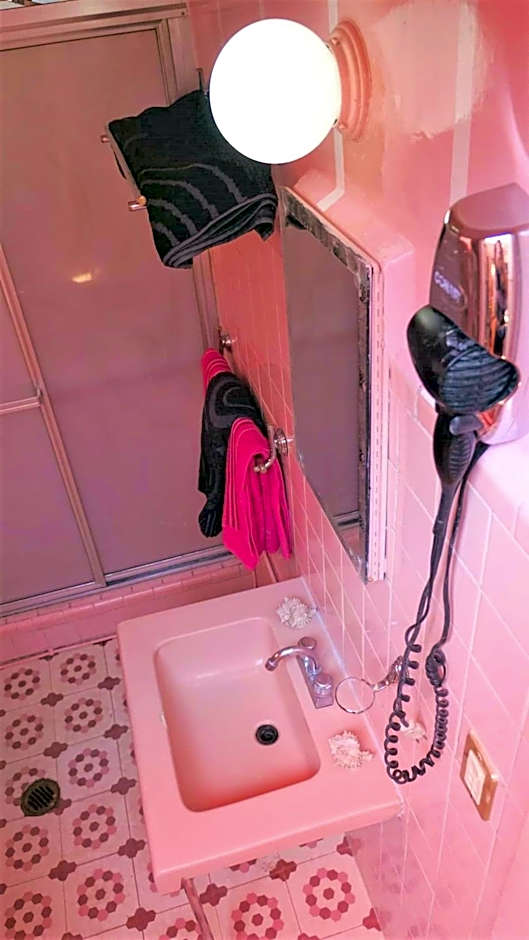 Cuarto entrada independiente privado solo para ti narvarte roma valle cerca Hospitales Centro Médico SXXI y Macgregor Regional IMSS 1 Parque Delta Narvarte WTC