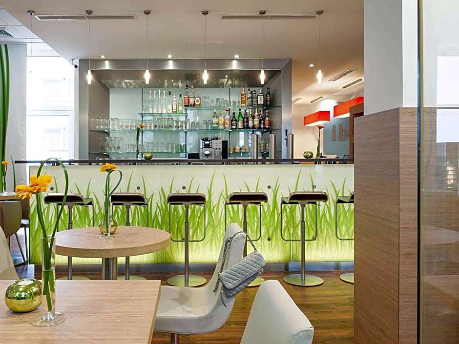 ibis Hotel Düsseldorf Hauptbahnhof