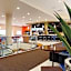 Courtyard by Marriott Montreal West Island/Baie D'Urfe