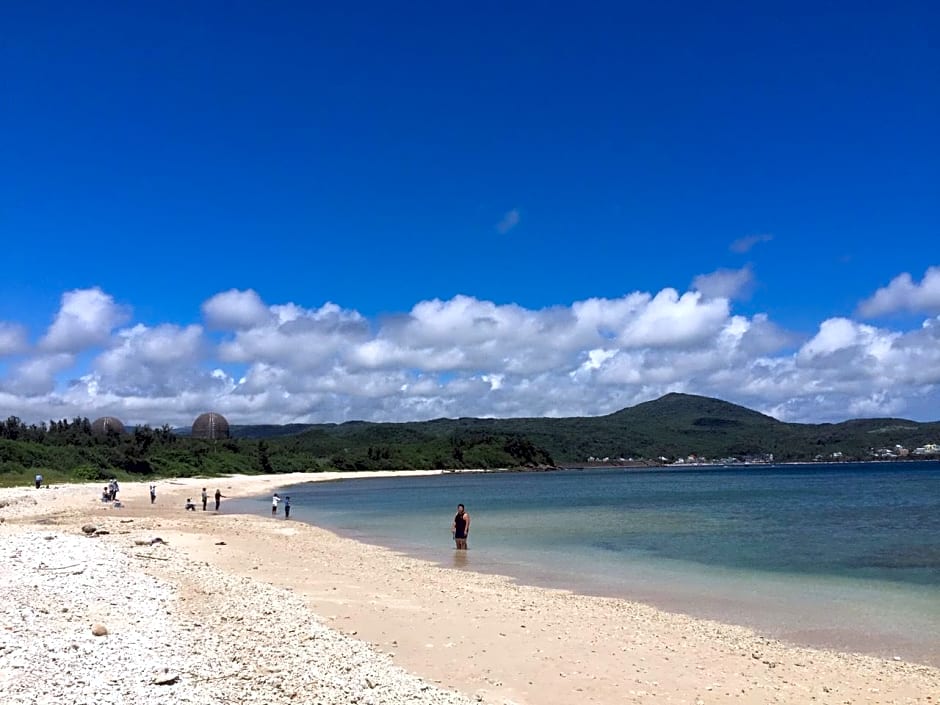 Kenting Houbihu Camping Car