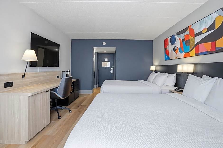 Seven Oaks Hotel Regina, SureStay Collection by Best Western