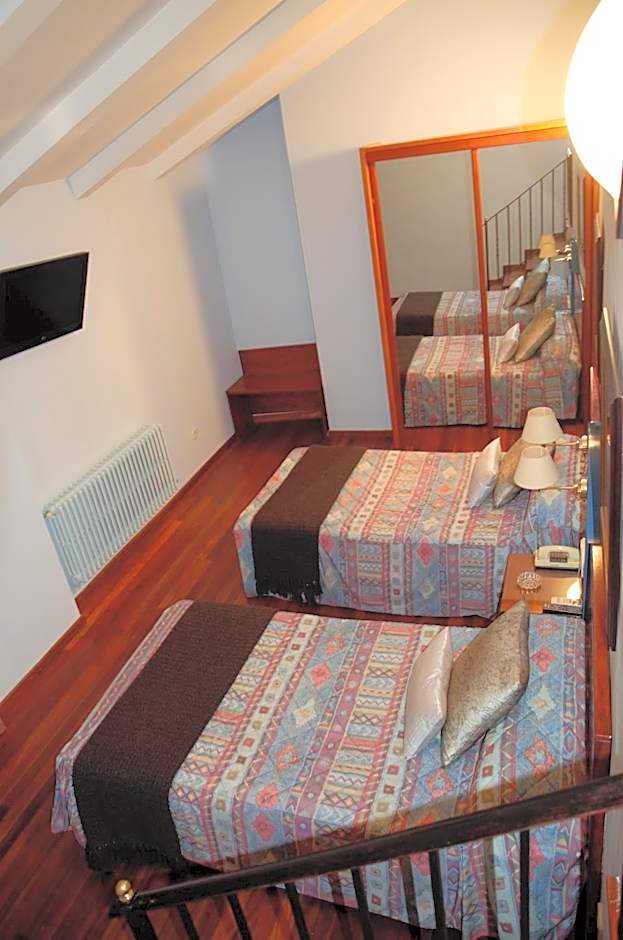 Hotel Suís