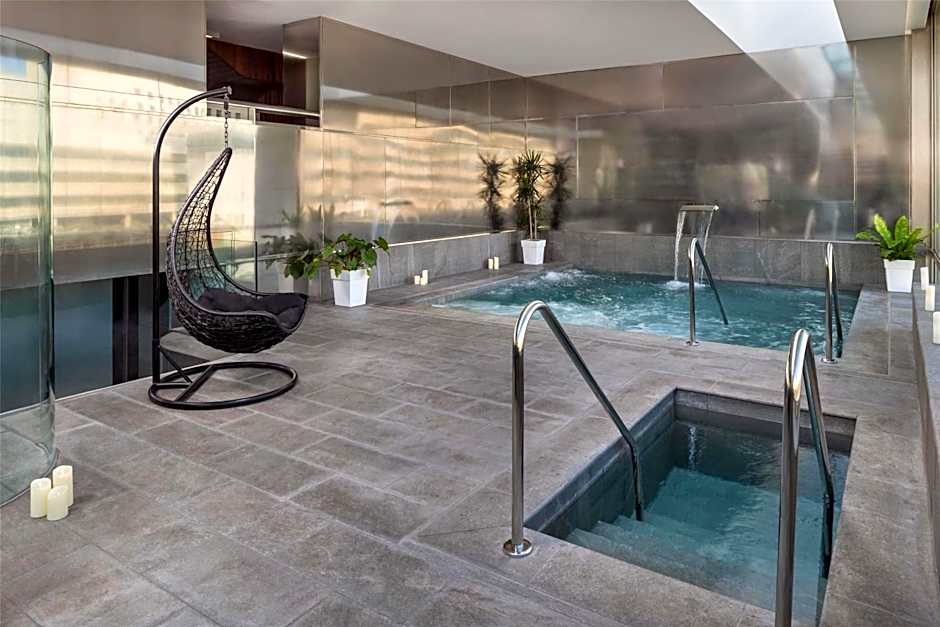 NH Collection Barcelona Constanza