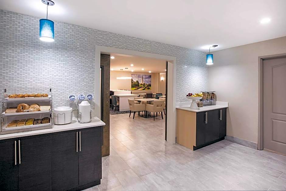 La Quinta Inn & Suites by Wyndham Walker-Denham Springs