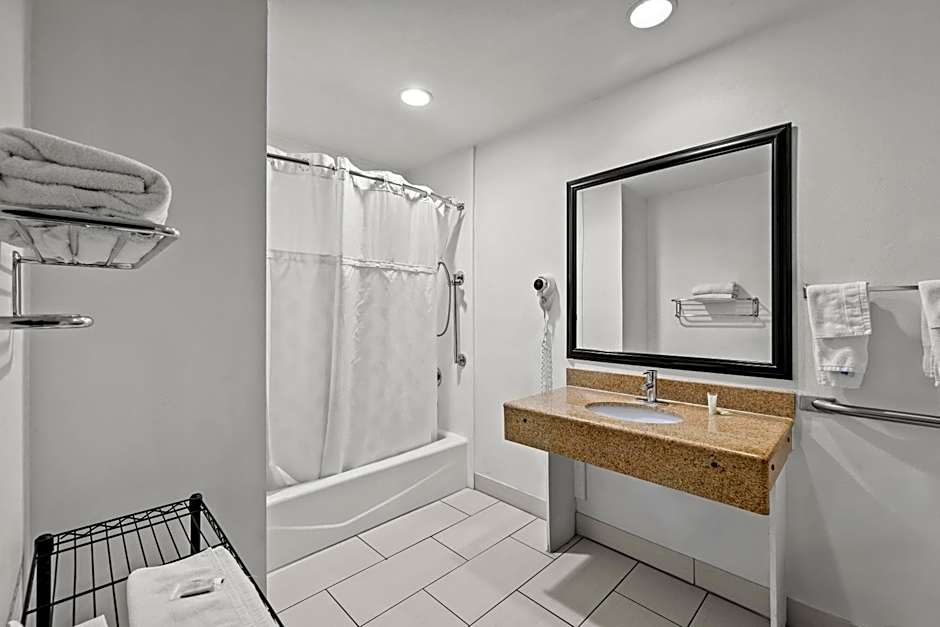 Days Inn by Wyndham Tucson Airport