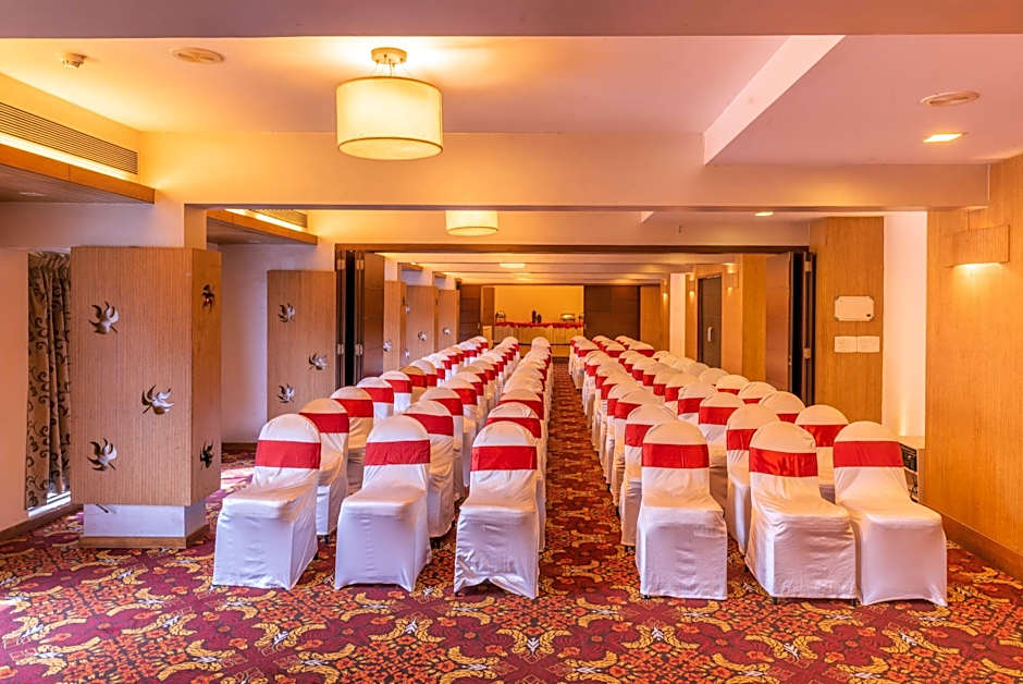 La-Paz Gardens Beacon Hotel - Vasco da Gama Goa