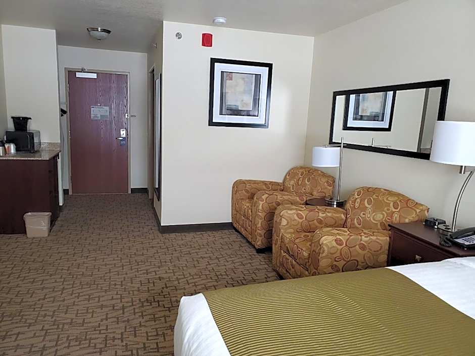 Cobblestone Inn & Suites - Barron