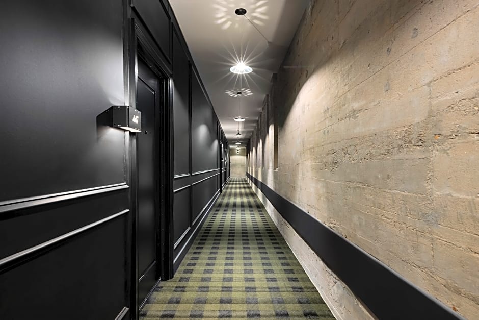 Switch House Hotel – Philadelphia, PA