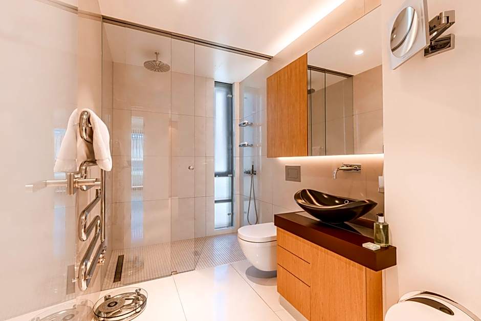 Black Pearl Apartment Hotel