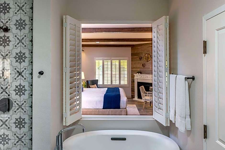 The Lodge at Healdsburg, tapestry Collection by Hilton