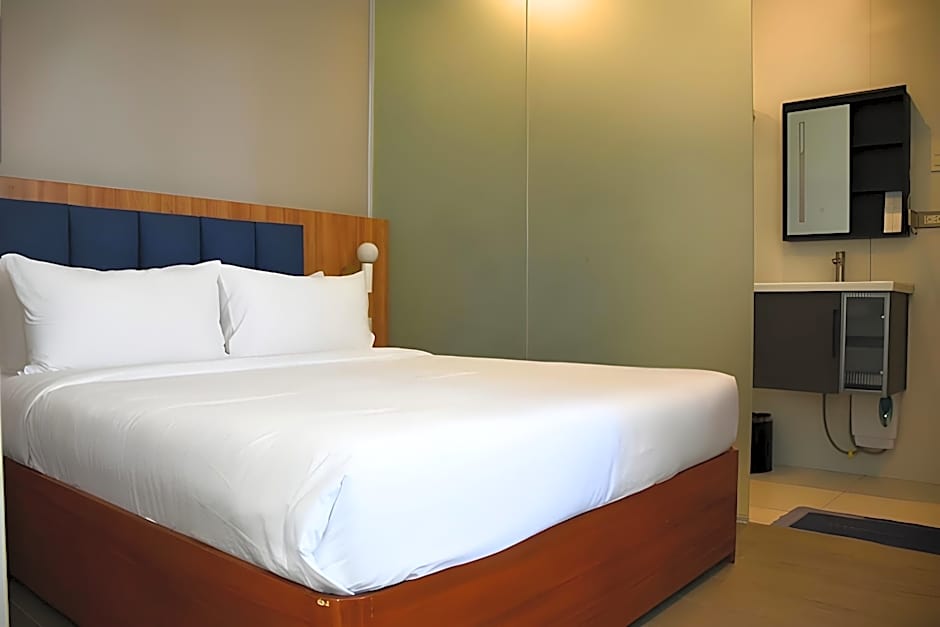 Coast Wise Hotel Dumaguete