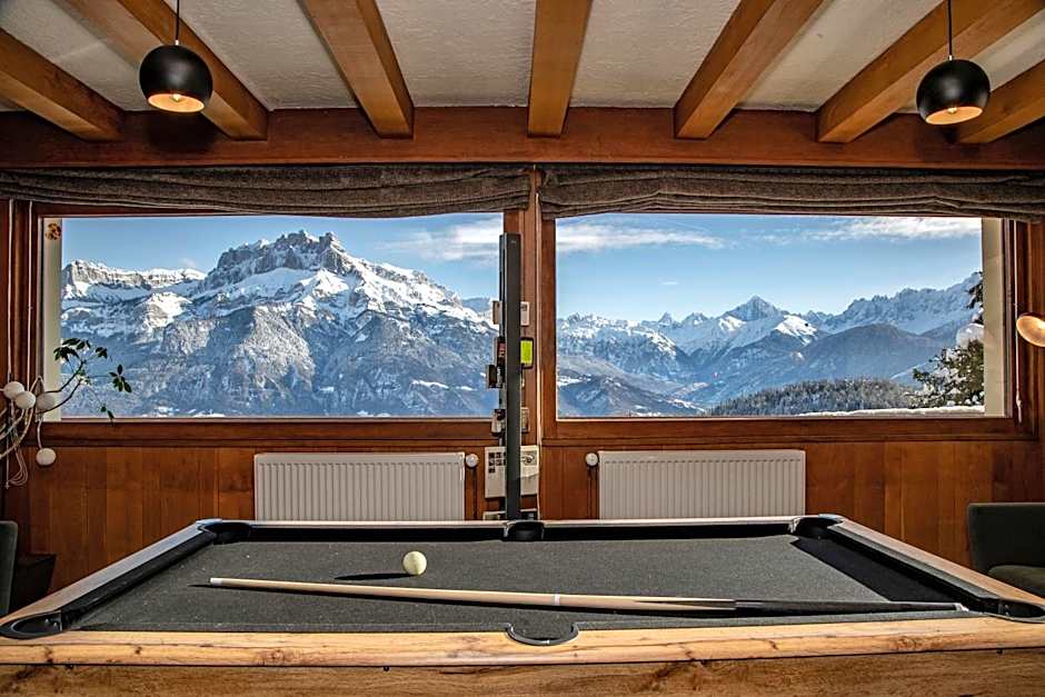 Chalet-Hôtel Les Rhodos