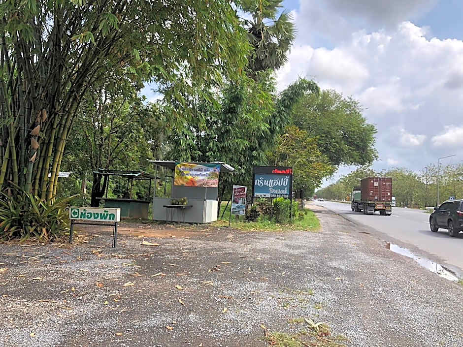 Green Happy Homestay 