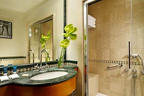 Four Points by Sheraton Siena