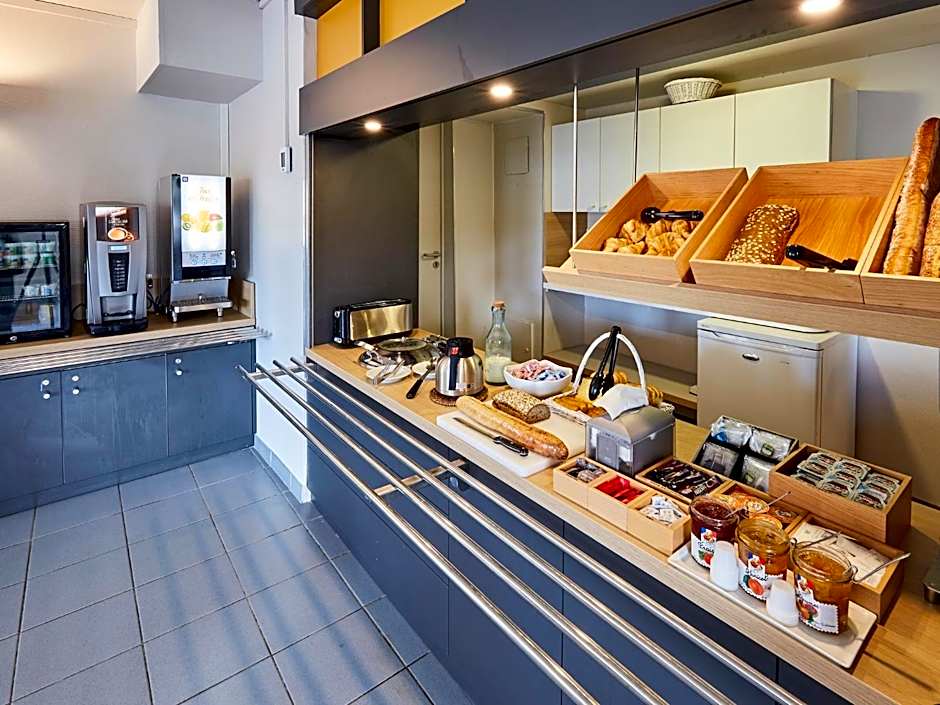 B&B Hotel MARSEILLE La Valentine St Menet