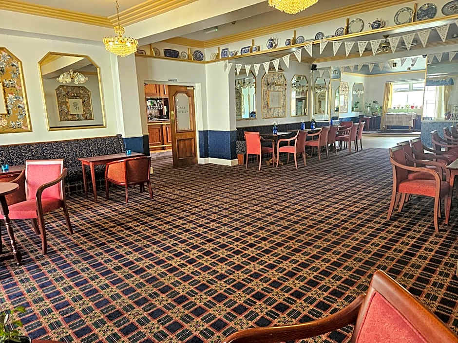 Rivelyn Hotel Bar & Restaurant