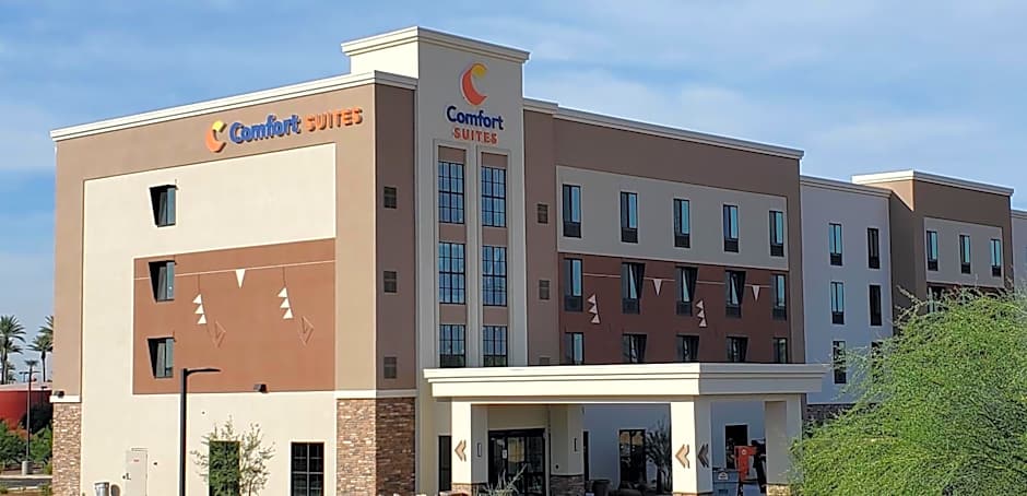 Comfort Suites Scottsdale Talking Stick Entertainment District