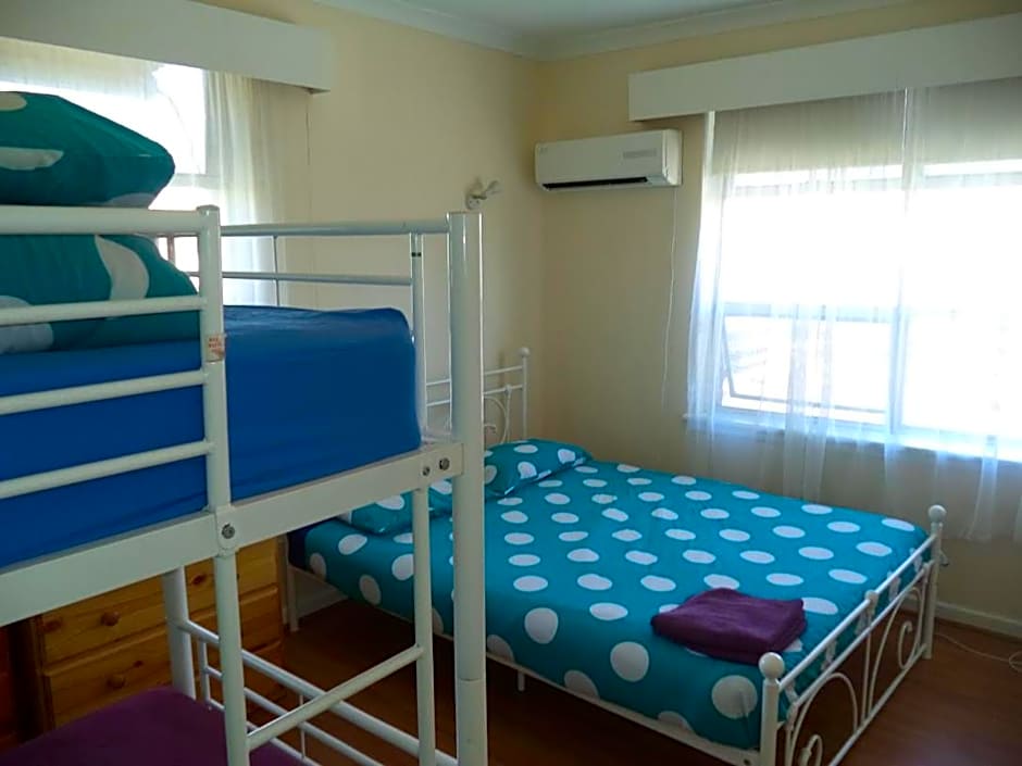 Port Adelaide Backpackers