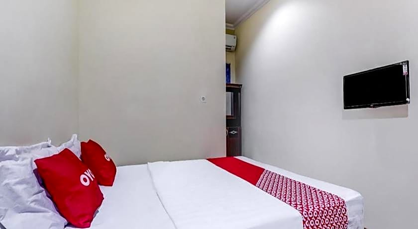 OYO 90927 Homestay Tentrem 2