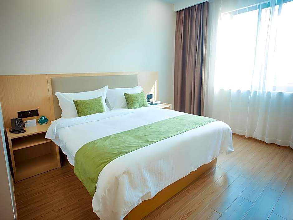 GreenTree Inn Express Nantong Development Zone Guibiyuan