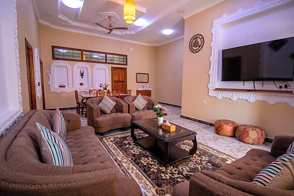 Sunny Palms Beach Bungalows