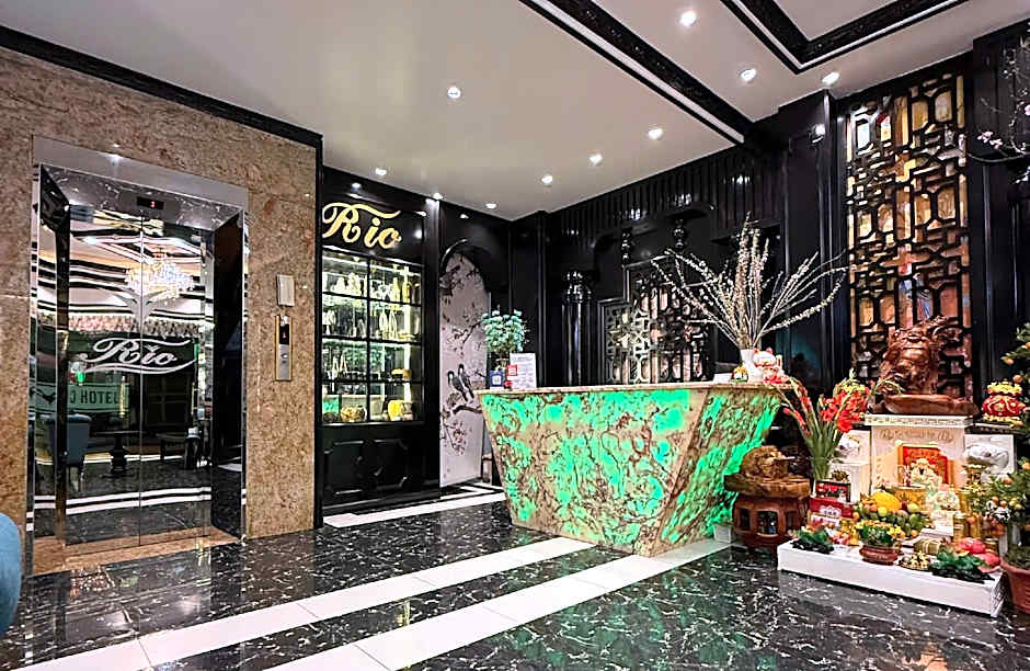 RIO HOTEL