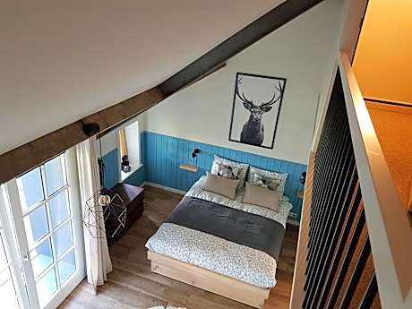 Triple Room with Private Bathroom