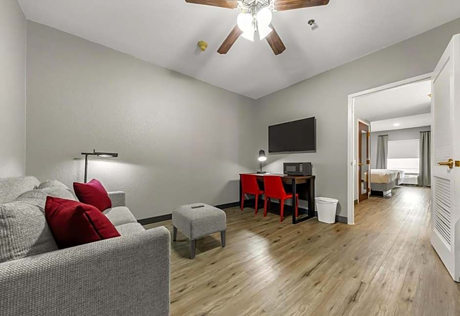 Hawthorn Extended Stay by Wyndham College Station