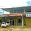 MJ Guest House Pusat Kota Malili Mitra RedDoorz