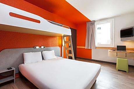 Triple Room with One Double Bed and One Bunk Bed