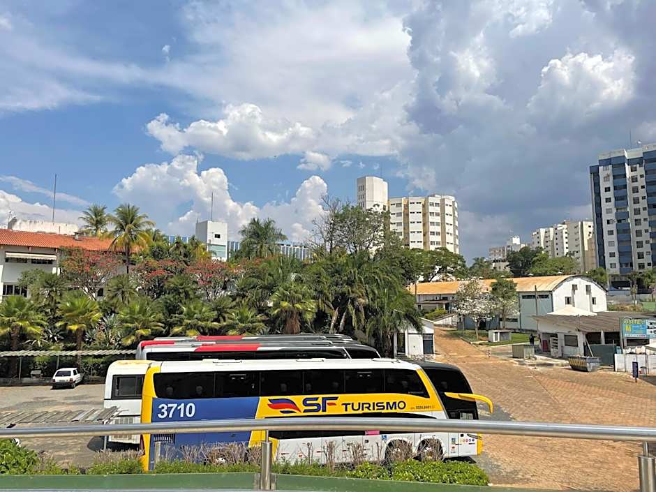 Araras Apart Service I