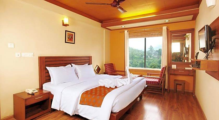 Hotel Grand Plaza Munnar