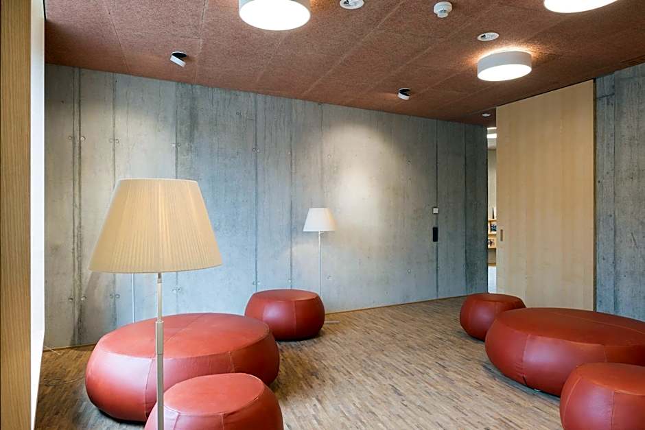 Saanen Gstaad Youth Hostel