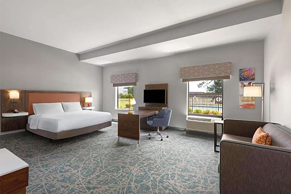 Hampton Inn By Hilton And Suites Savannah-Airport