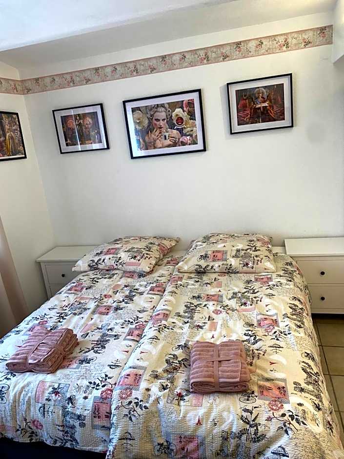 Hotel Adriana