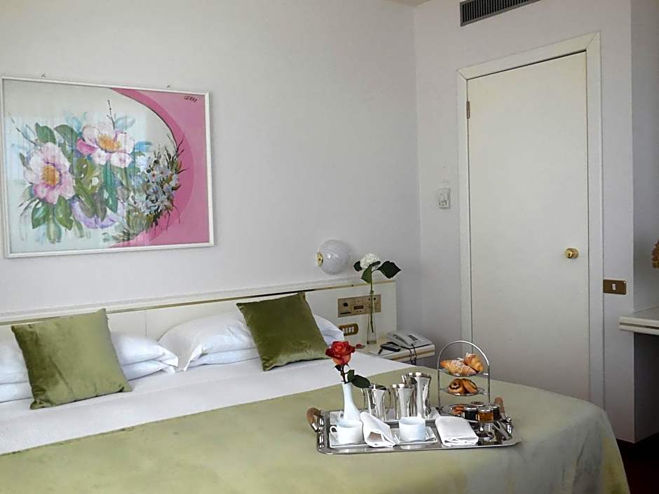 Starhotels Cristallo Palace