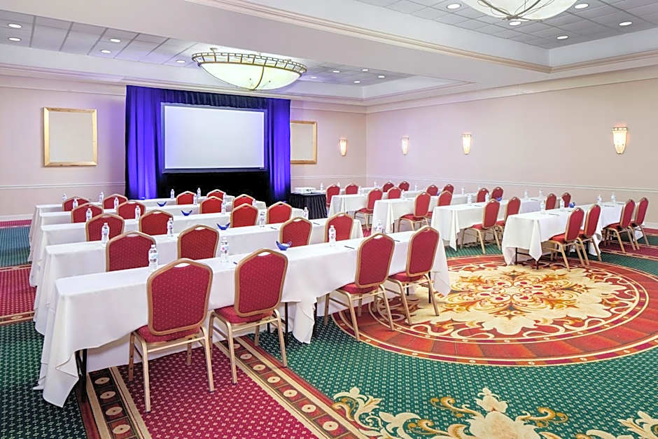 DoubleTree By Hilton Cleveland East Beachwood