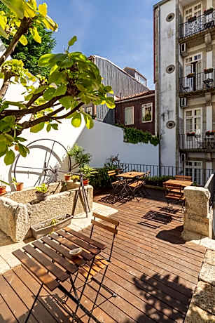 Porto Lounge Hostel & Guesthouse by Host Wise