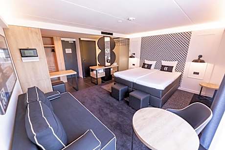Queen Suite
