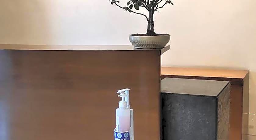 Udman Hotel Panchshila Park