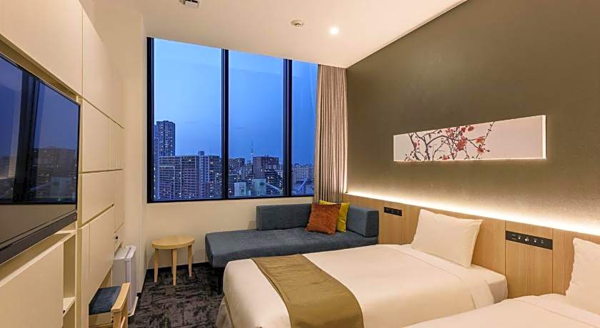 Hotel Monday