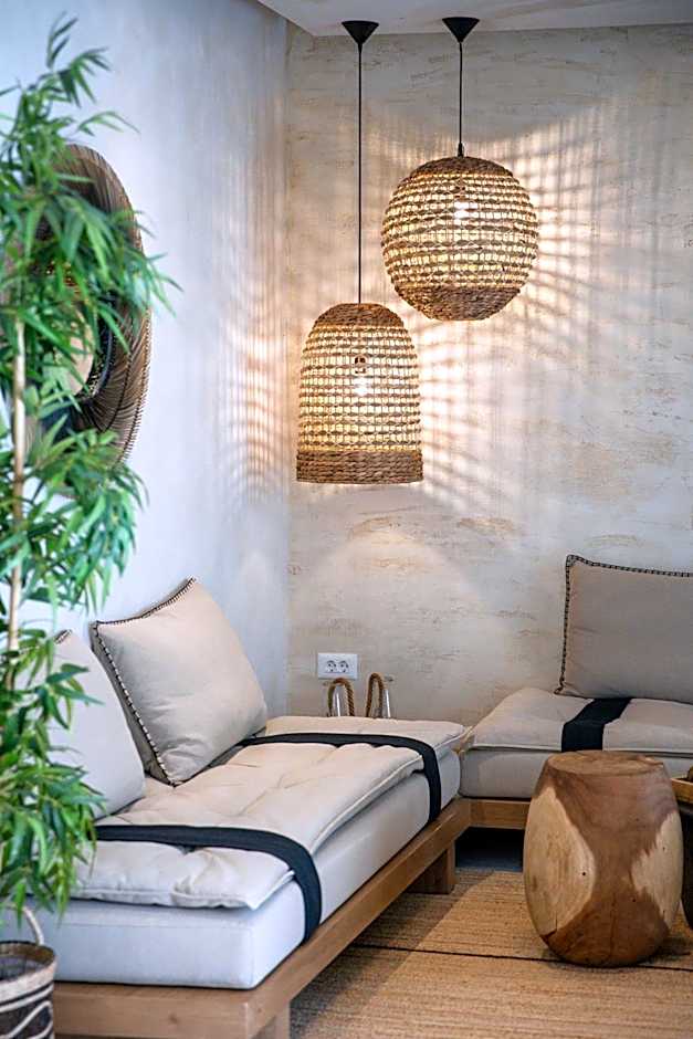 TERRA FOS NAXOS STUDIOS