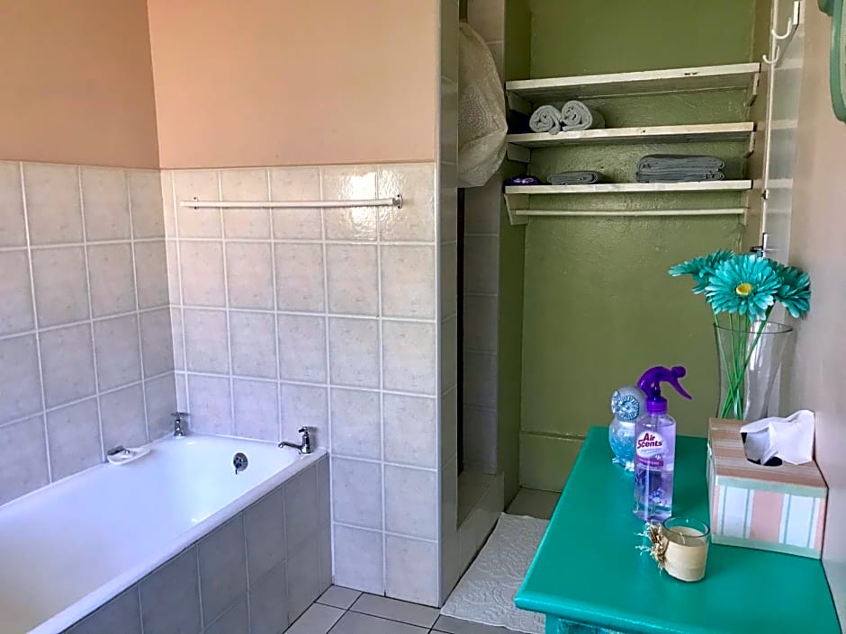 23 Ambleside Holiday Retreat by the sea