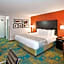 La Quinta Inn & Suites by Wyndham Mansfield, Oh