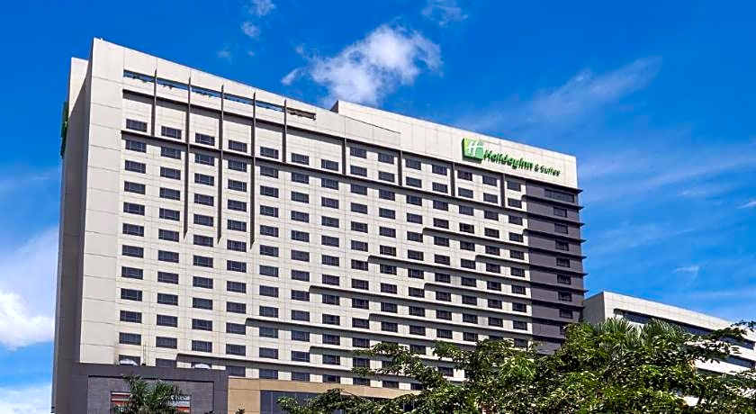 Holiday Inn & Suites Makati By IHG