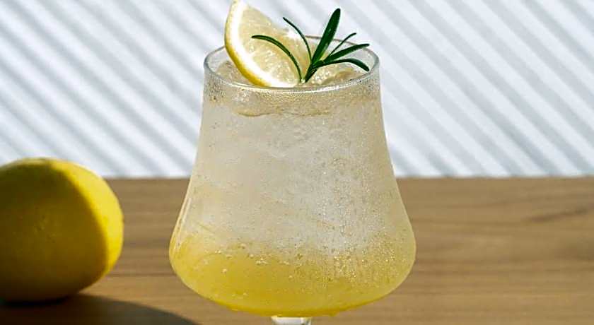 Tonsai Tropical Phi Phi Island